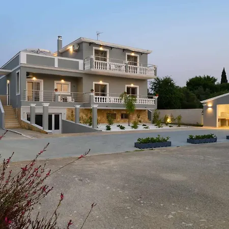 Alina * Lefkimmi (Corfu)