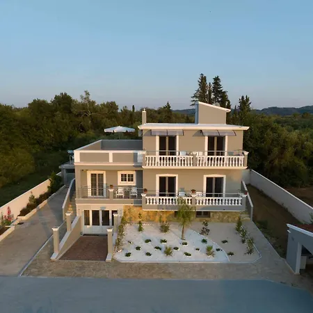 Alina * Lefkimmi (Corfu)