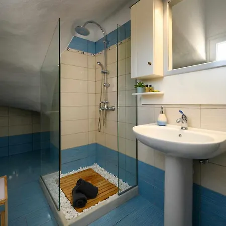 Appartement Alina Lefkímmi