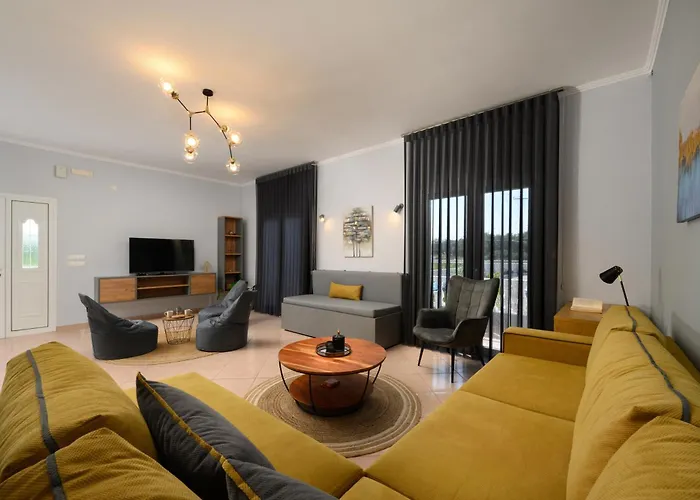 Alina Lejlighed Lefkímmi