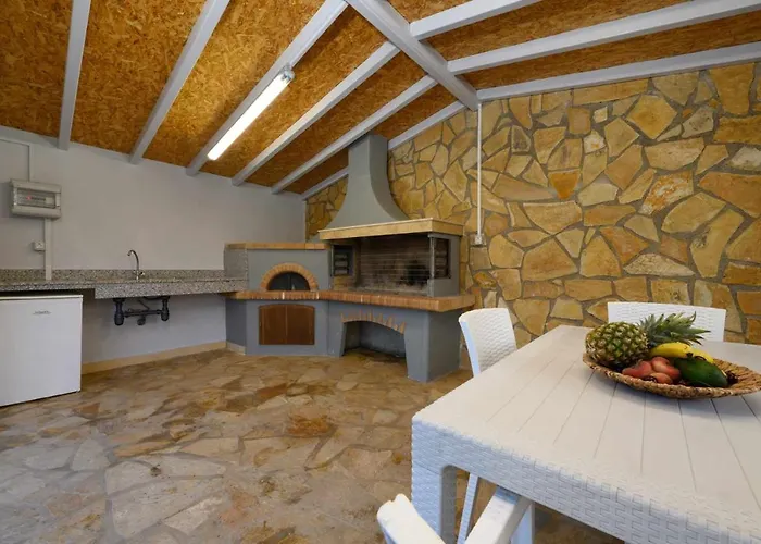 Appartement Alina Lefkímmi